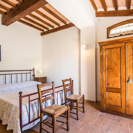 Glicine Apartment Podere Giardino Монталчино Екстериор снимка