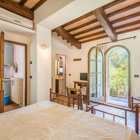 Glicine Apartment Podere Giardino Монталчино Екстериор снимка