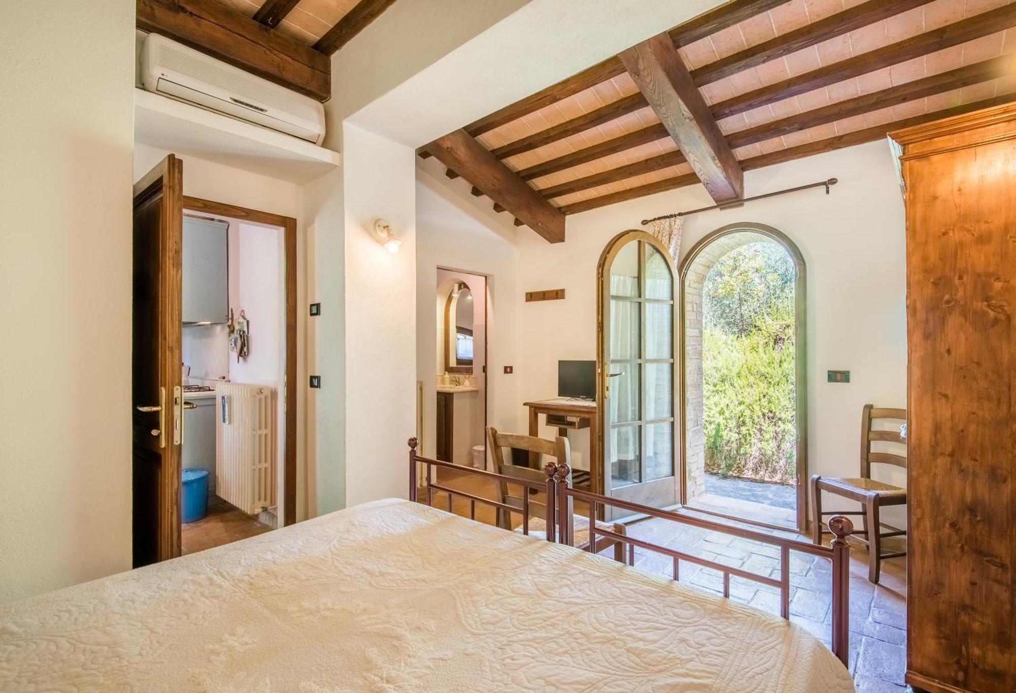 Glicine Apartment Podere Giardino Монталчино Екстериор снимка